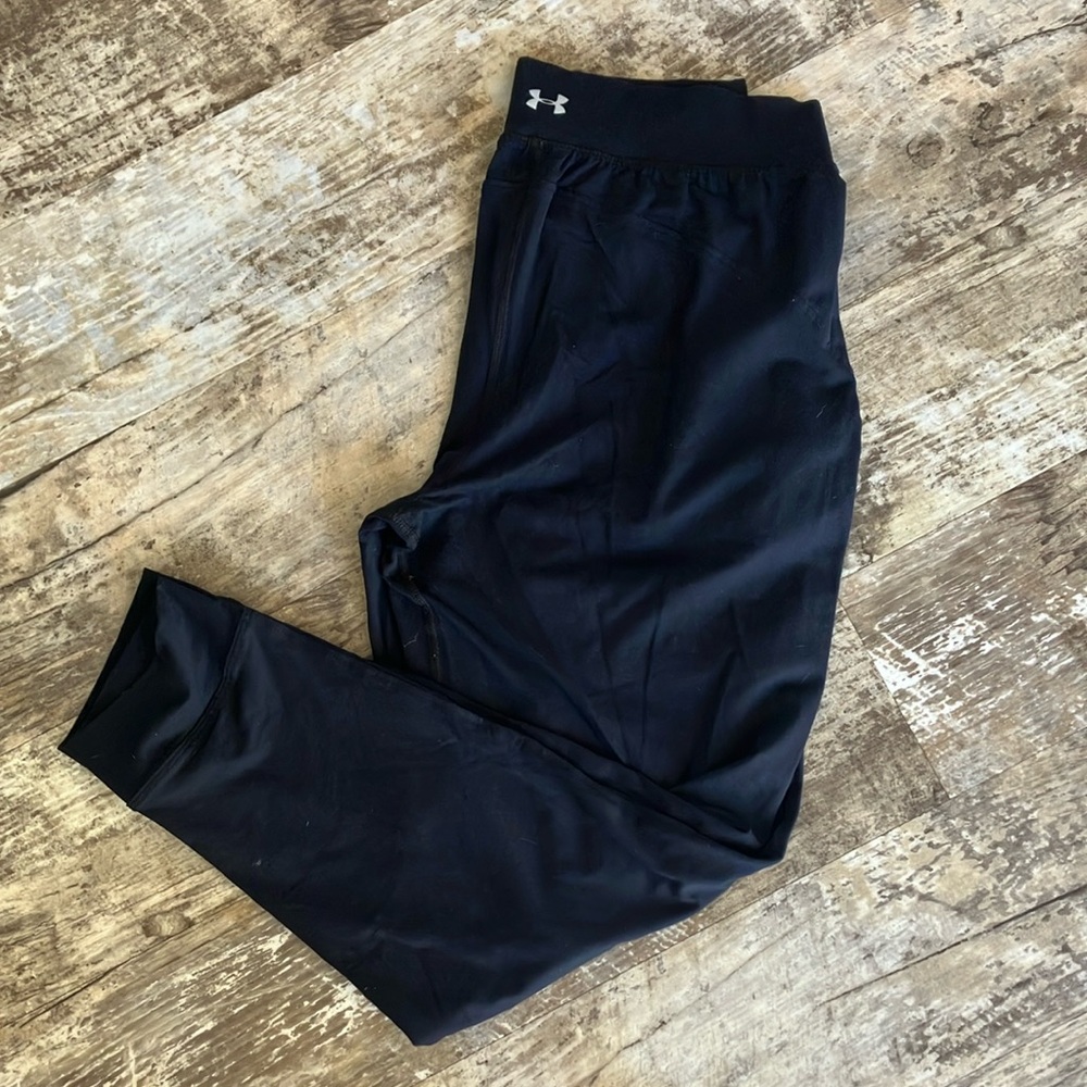 Women’s underarmour joggers